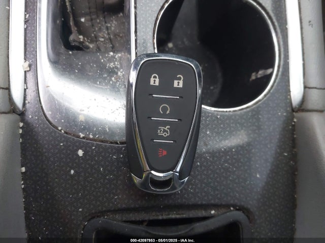 1G1ZE5STXGF342570 Chevrolet MALIBU 1LT