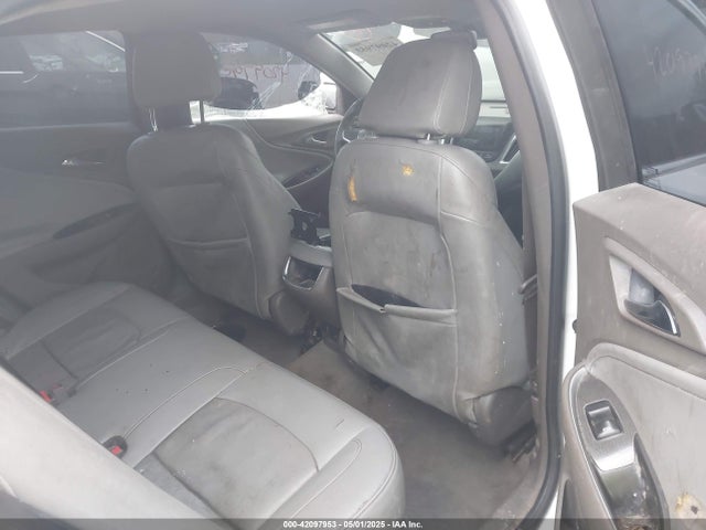 1G1ZE5STXGF342570 Chevrolet MALIBU 1LT