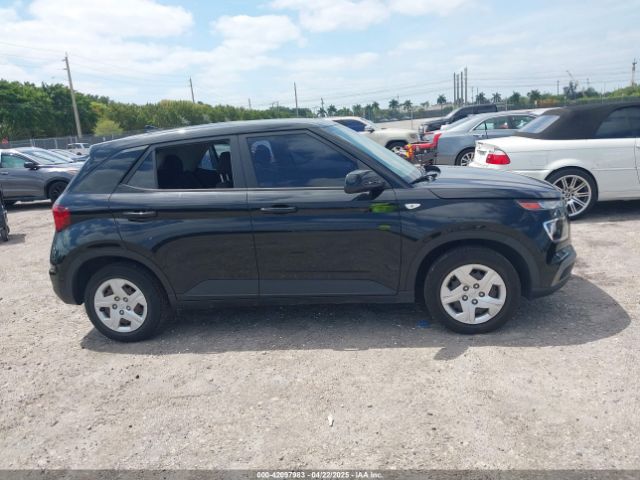 KMHRB8A37LU046717 Hyundai Venue Se