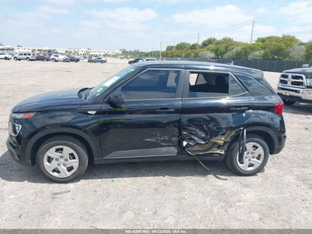 KMHRB8A37LU046717 Hyundai Venue Se