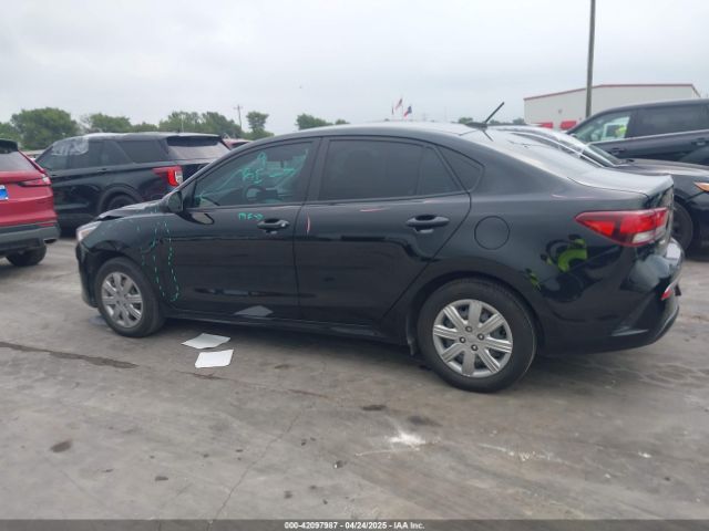 3KPA24AD3NE492402 KIA RIO S