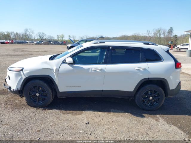 1C4PJMCS0FW790017 Jeep Cherokee Latitude