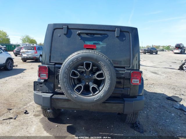 1C4BJWEG4HL692465 Jeep Wrangler Unlimited Smoky Mountain 4x4