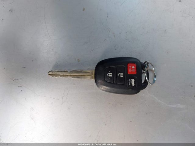 5YFBURHE0EP055207 Toyota Corolla Le Plus