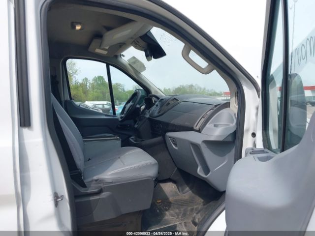 1FTYE1YM8JKB52082 Ford Transit-150
