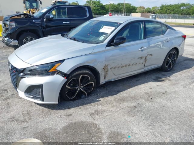 1N4BL4CV5RN370459 Nissan Altima Sr Fwd