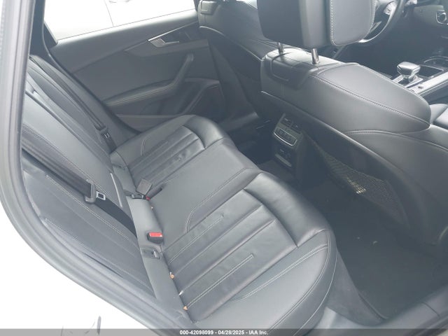 2023 AUDI A4 WAUEAAF47PN001966 Photo 7
