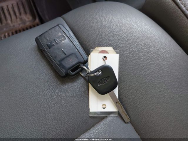 1GCVKNEC0HZ326923 Chevrolet Silverado 1500 Wt