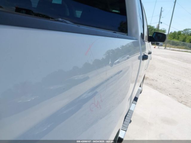 1GCVKNEC0HZ326923 Chevrolet Silverado 1500 Wt