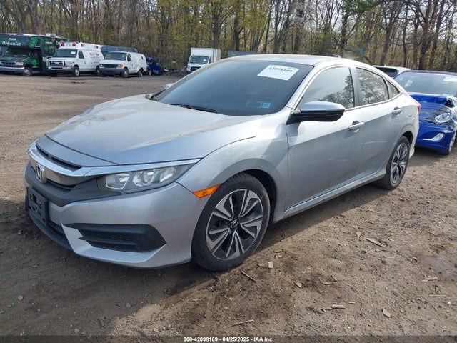 2HGFC2F5XJH573938 Honda Civic Lx