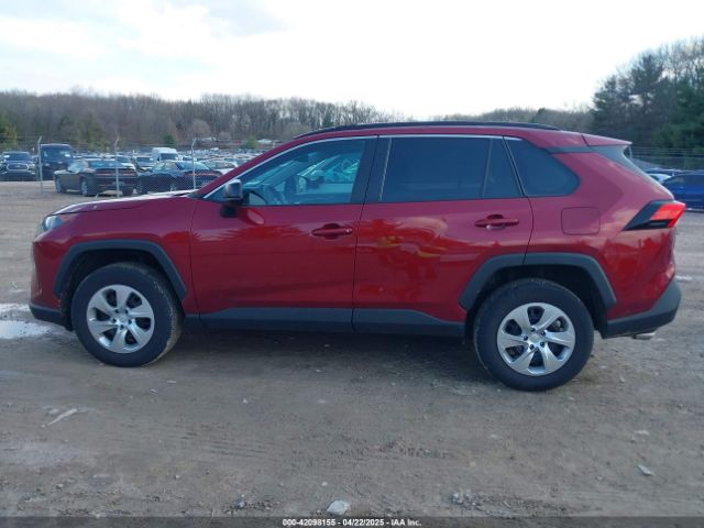 2T3F1RFV3MW207093 Toyota RAV4 LE