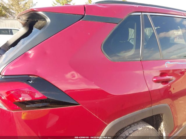 2T3F1RFV3MW207093 Toyota RAV4 LE