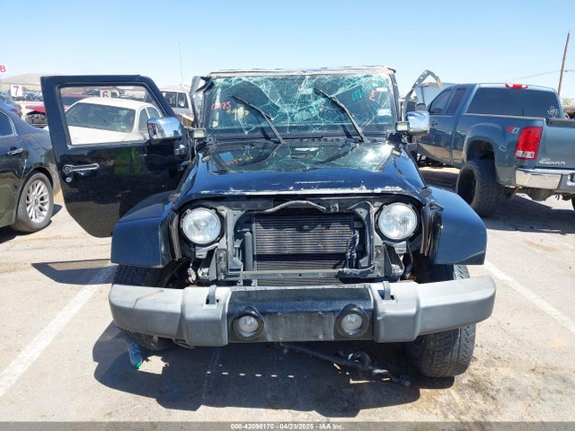 1C4BJWEGXGL270750 Jeep Wrangler Unlimited Sahara
