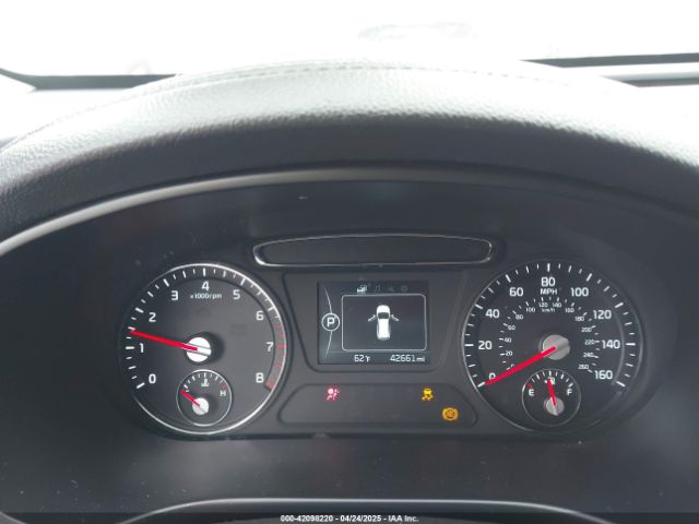 5XYPG4A33GG100267 KIA Sorento 2.4l Lx