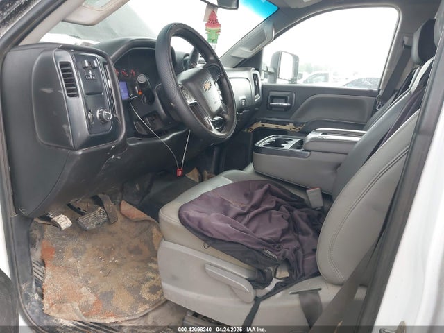1GC1CUEG0JF262026 Chevrolet Silverado 2500hd Wt