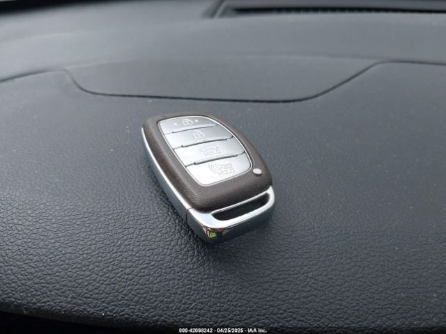 KM8J33A29HU389413 Hyundai Tucson Sport