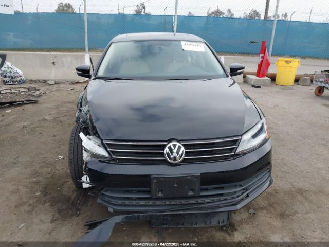 3VWDB7AJ6JM258398 Volkswagen Jetta 1.4t Se/1.4t Wolfsburg Edition
