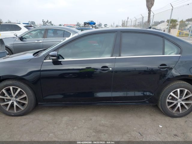 3VWDB7AJ6JM258398 Volkswagen Jetta 1.4t Se/1.4t Wolfsburg Edition
