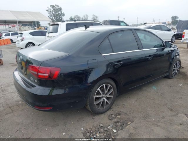 3VWDB7AJ6JM258398 Volkswagen Jetta 1.4t Se/1.4t Wolfsburg Edition