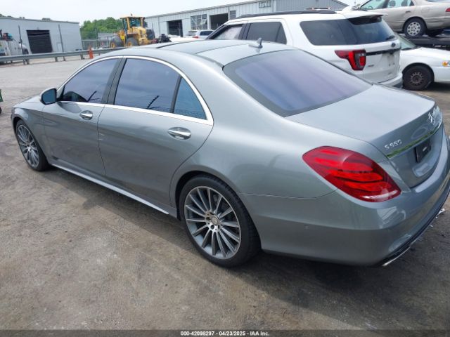 2015 MERCEDES-BENZ S 550 WDDUG8CB4FA169679 Photo 2