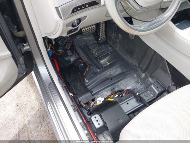 2015 MERCEDES-BENZ S 550 WDDUG8CB4FA169679 Photo 5