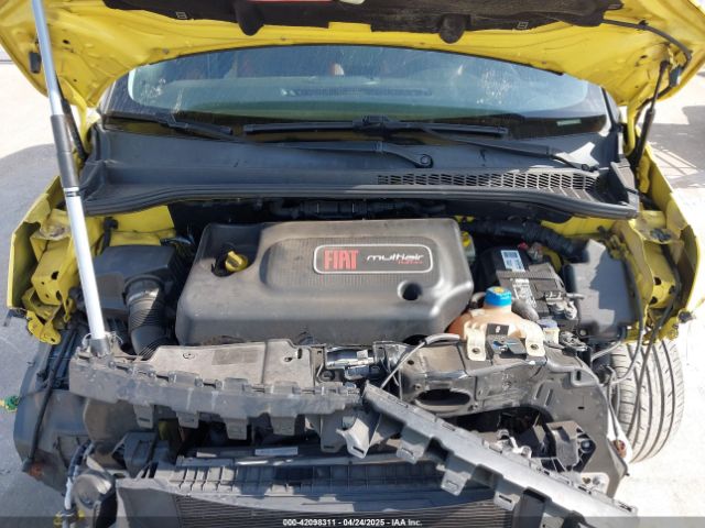 ZFBCFADH8FZ031182 Fiat 500L TREKKING