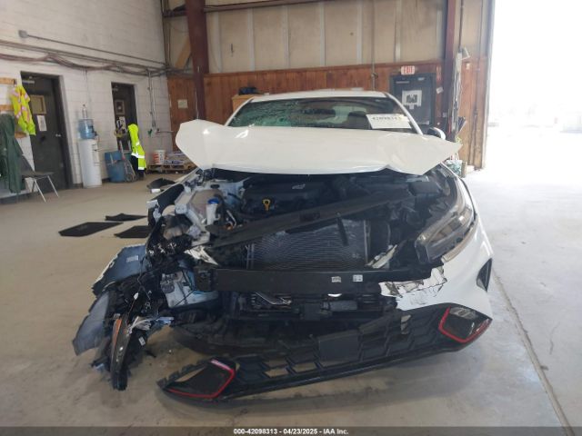 3KPF44AC8NE469933 KIA FORTE GT