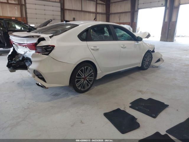 3KPF44AC8NE469933 KIA FORTE GT