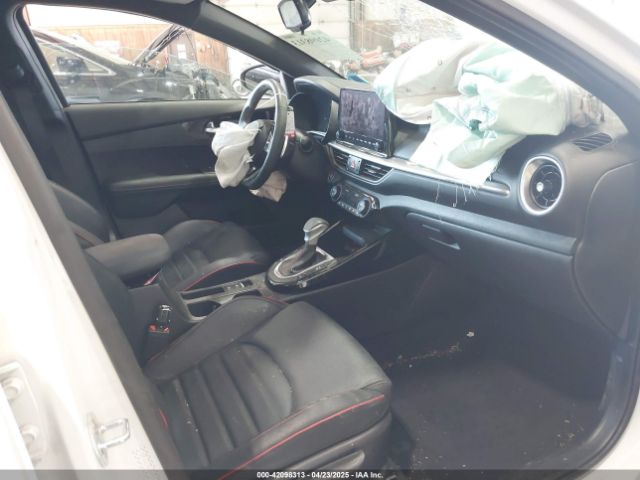 3KPF44AC8NE469933 KIA FORTE GT