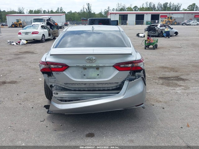 4T1G11AK8MU548808 Toyota CAMRY SE
