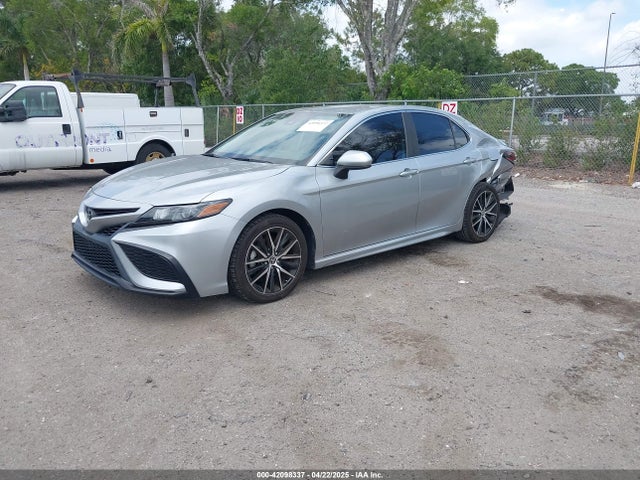 4T1G11AK8MU548808 Toyota CAMRY SE