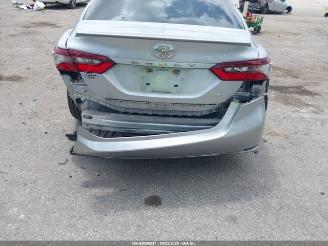 4T1G11AK8MU548808 Toyota CAMRY SE