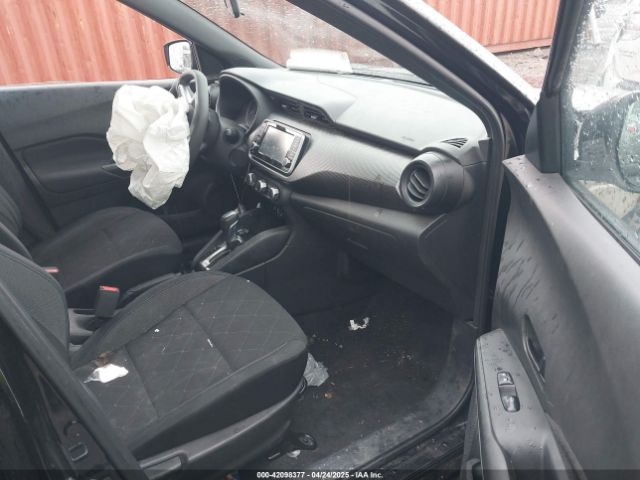 3N1CP5CU1KL505929 Nissan KICKS S