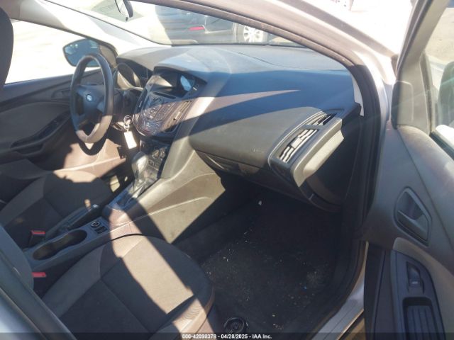 1FADP3E29EL306523 Ford FOCUS S