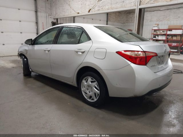 2T1BURHE3HC875723 Toyota COROLLA LE