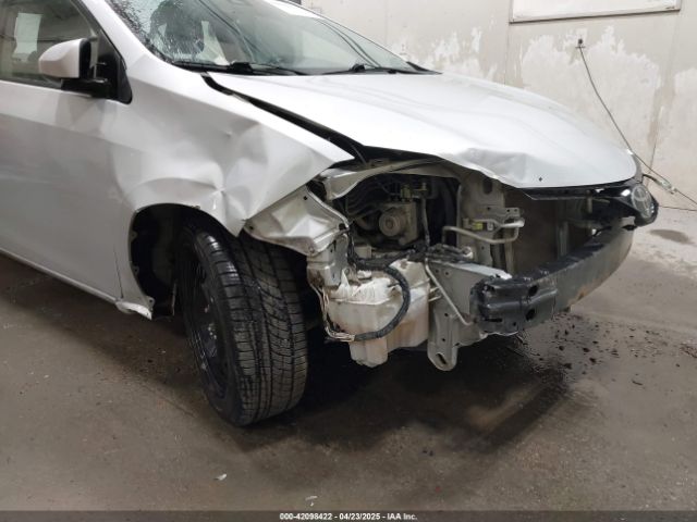 2T1BURHE3HC875723 Toyota COROLLA LE