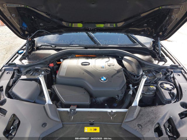 WBA13AG09PCL56556 BMW 530e