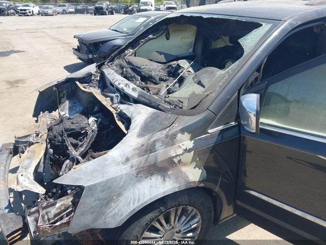 2C4RC1CG6GR248203 Chrysler Town & Country Touring-l