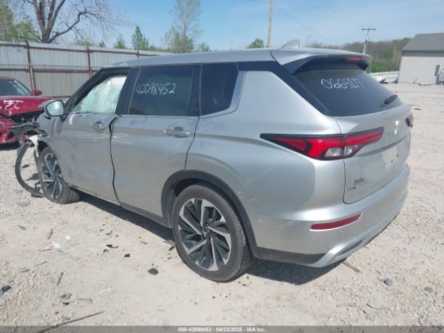 2022 MITSUBISHI OUTLANDER JA4J4UA83NZ066527 Photo 2