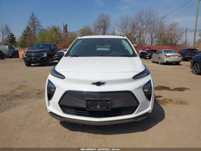 1G1FY6S06P4144022 Chevrolet Bolt Euv Fwd Lt