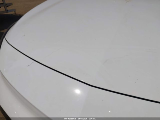 1G1FY6S06P4144022 Chevrolet Bolt Euv Fwd Lt