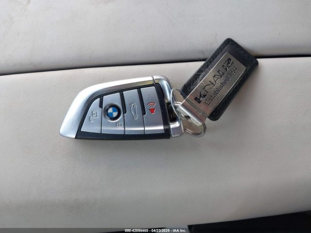 5UXCW2C04L9C19824 BMW X7 Xdrive40i