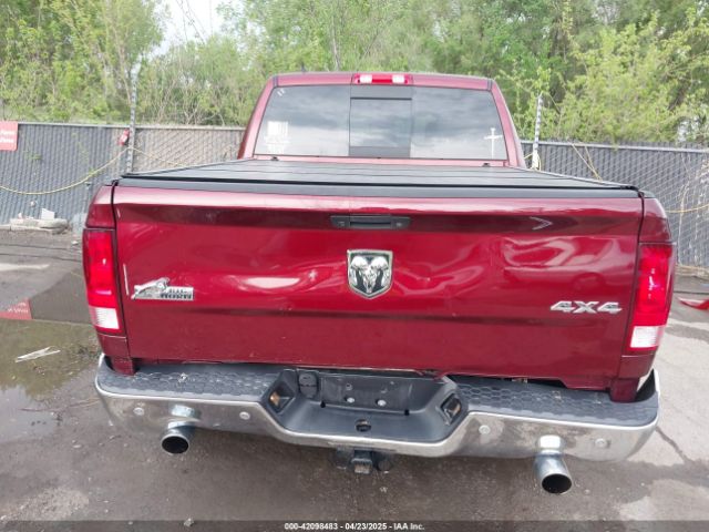 1C6RR7LT7JS322076 RAM 1500 Big Horn  4x4 5'7 Box