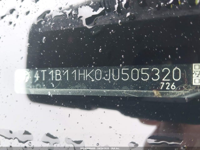 4T1B11HK0JU505320 Toyota CAMRY SE