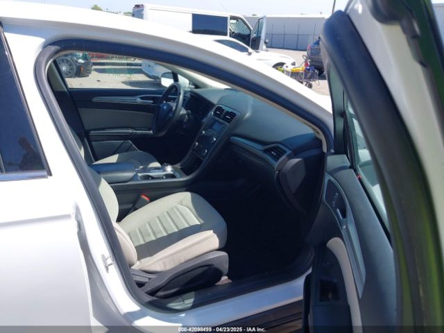 3FA6P0G75LR207521 Ford FUSION S