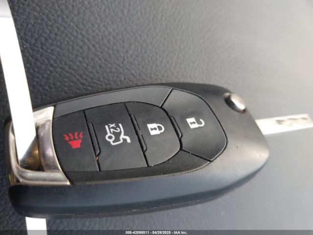1G1BC5SM9J7235138 Chevrolet Cruze Ls Auto