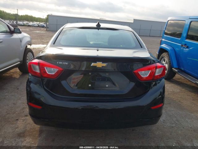 1G1BC5SM9J7235138 Chevrolet Cruze Ls Auto