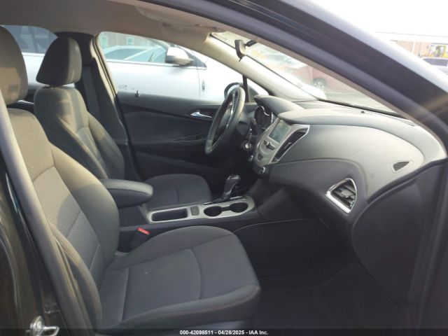 1G1BC5SM9J7235138 Chevrolet Cruze Ls Auto