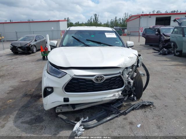 5TDBZRBH9MS546806 Toyota Highlander Le