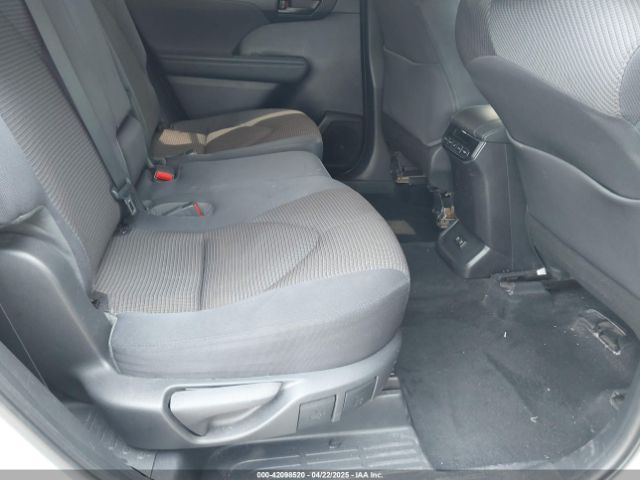 5TDBZRBH9MS546806 Toyota Highlander Le